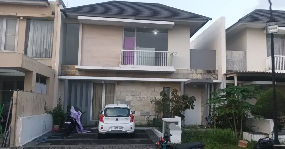 11. DIJUAL RUMAH ROYAL RESIDENCE GREENWICH DEPAN TAMAN