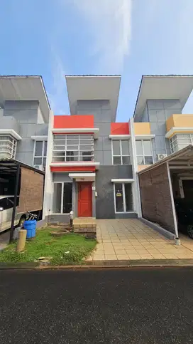Termurah Dikelasnya Rumah Cluster  Paramount  Lokasi Strategis
