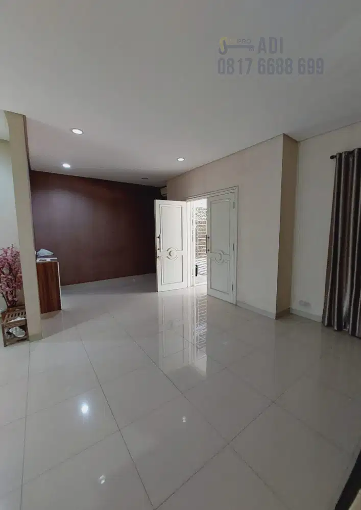 Dijual Rumah Unit Terbatas 10x20 Golf Lake Hadap Selatan