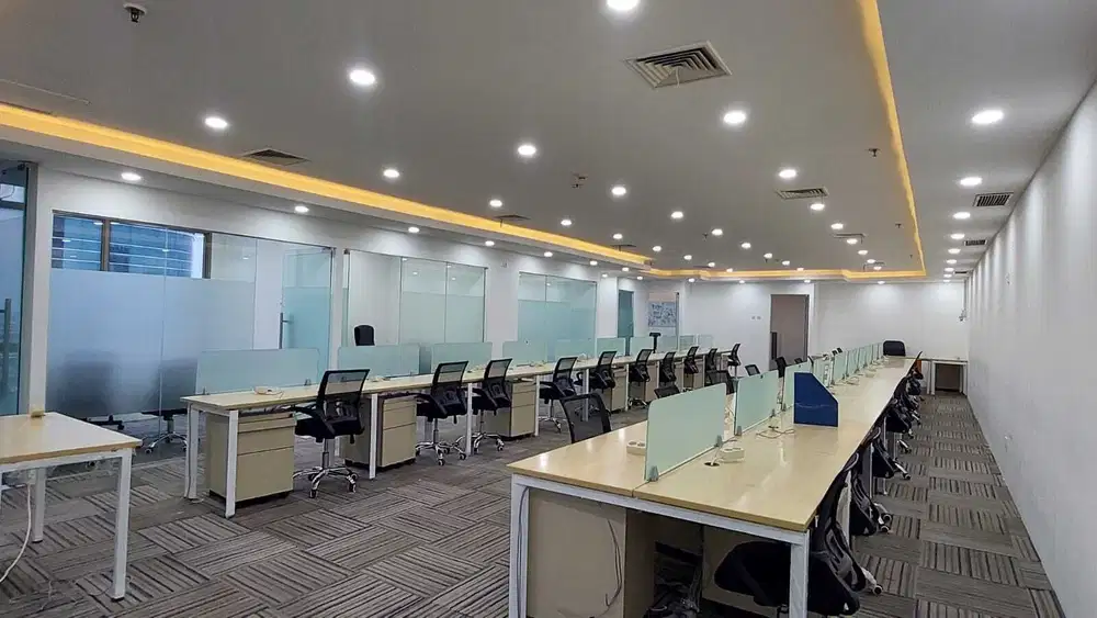 Disewakan Kantor Fully Furnished 265 Meter  Jakarta Selatan Menara 165