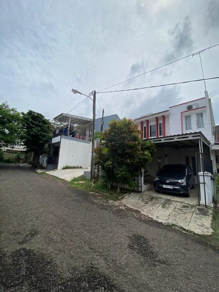 Jual cepat rumah 2 lt KT 4 siap huni dalam cluster
