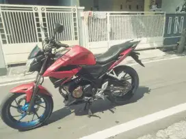 Honda cb 150 r merah dof