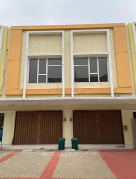 DiJual RUKO GANDENG (2 unit) ARCADIA GRANDE, Gading Serpong-Tangerang