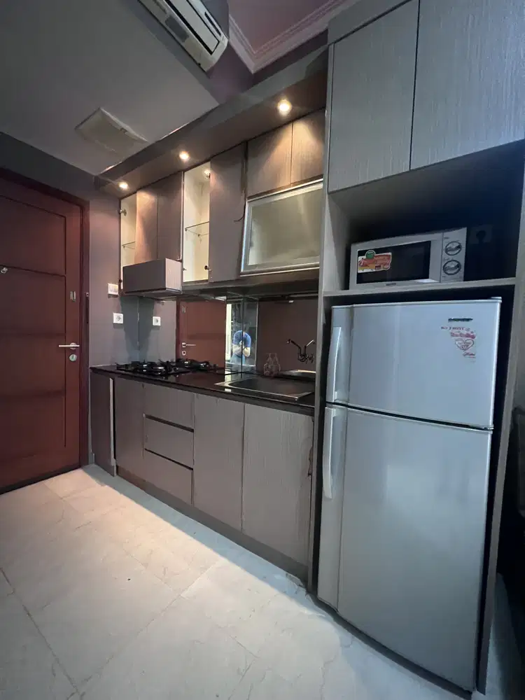 Royal Mediterania Tanjung Duren 1 BR Full Furnished Lantai Rendah