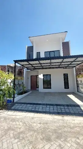 Rumah mewah dekat kampus undip tembalang semarang