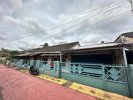 DIJUAL RUMAH PUSAT KOTA DEKAT PASAR CINDE LETNAN JAIMAS PALEMBANG
