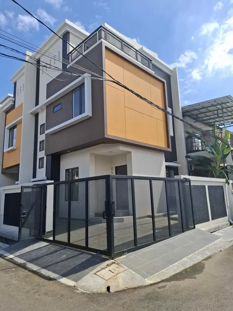 Dijual rumah baru 3 lt hdp timur selatan  citra garden 1