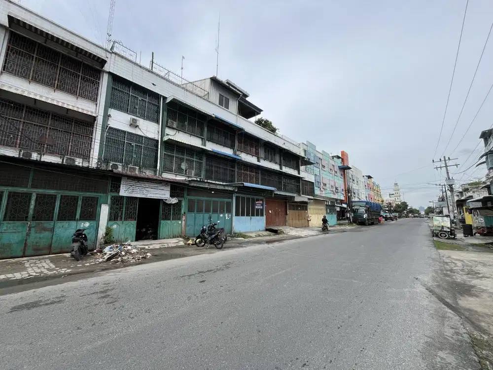 Ruko di Jalan Pukat 2 ( Dekat Mandala )