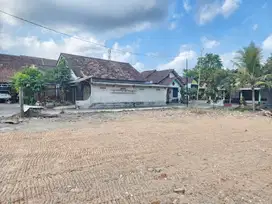 Tanah SIAP AJB 1 unit Terakhir Dekat Pasar Gentan Jakal KM 10