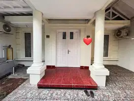 Dijual cepat rumah siap huni di Taman royal 2. Tangerang