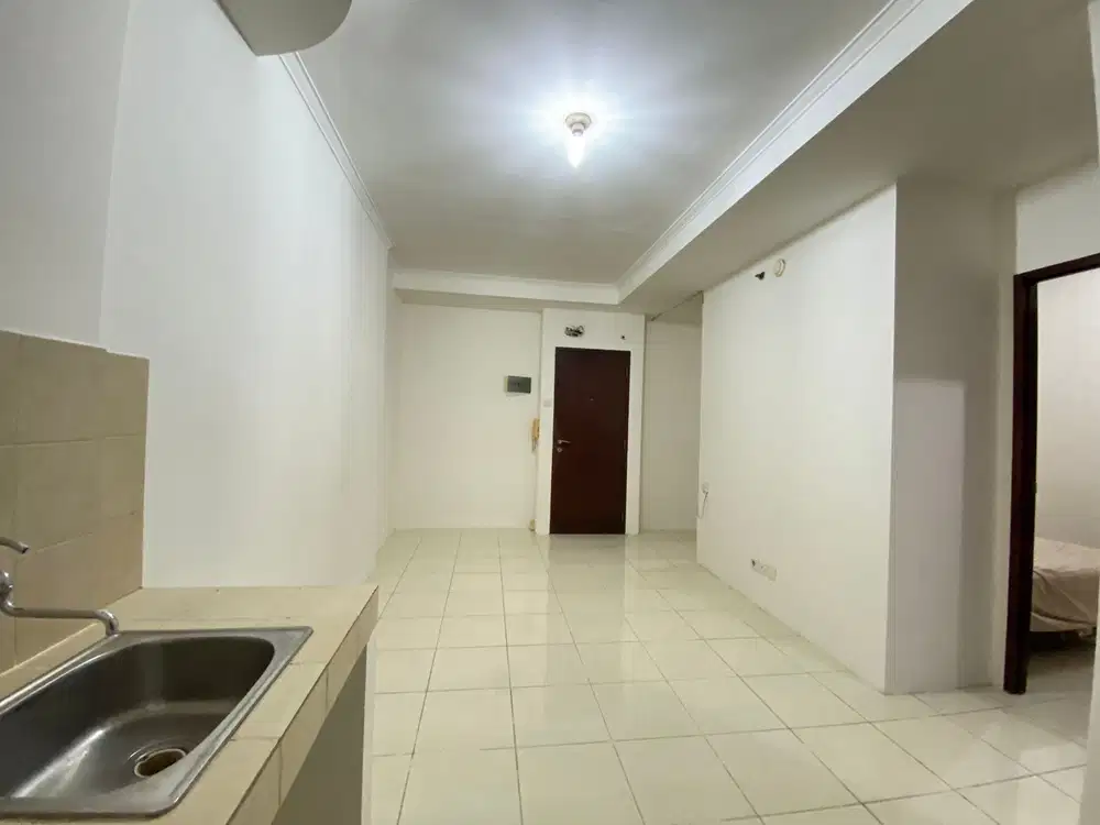 2 kamar semi furnish ada AC, ranjang, gorden Apt. Mediterania 2