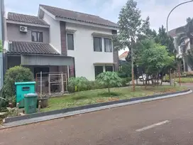 jual cepat Rumah De Latinos Bsd City Rawa buntu deket rel kereta