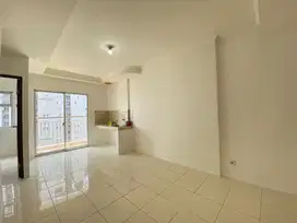 2 kamar unfurnish 2 AC Apt. Mediterania garden res 2 dekat Cp Tj Duren