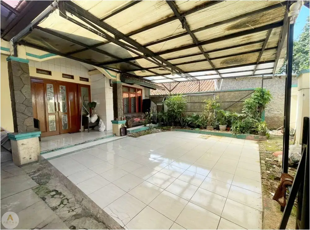 Rumah tanah Luas di Arcamanik Bandung