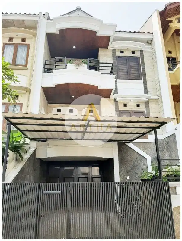 Rumah Bagus dan Siap Huni di Setraduta Bandung
