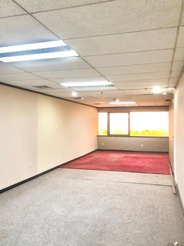 Disewakan kantor Luas 54 sqm Kondisi Partisi SetiaBudi Jakarta Selatan