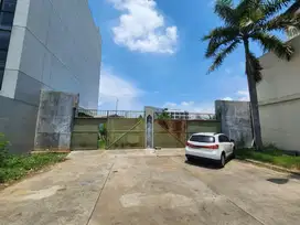 Tanah 768 m2 di pergudangan sentra niaga Harapan Indah Bekasi