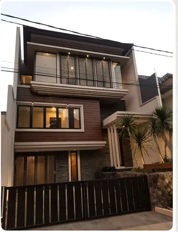 Dijual Rumah Baru 3 lantai minimalis modern Galaxy Bumi Permai Araya