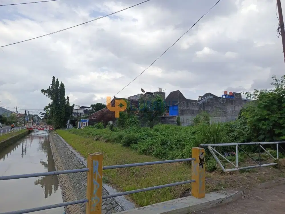 TANAH LUAS STRATEGIS DI SETURAN COCOK UNTUK INVESTASI DAN BISNIS
