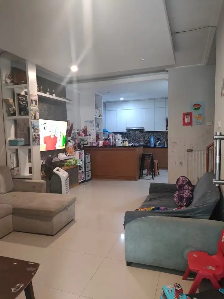 Dijual BU Rumah Furnished Hadap Timur di Serpong Garden 2