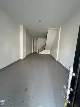 Disewa Ruko Osaka pik2