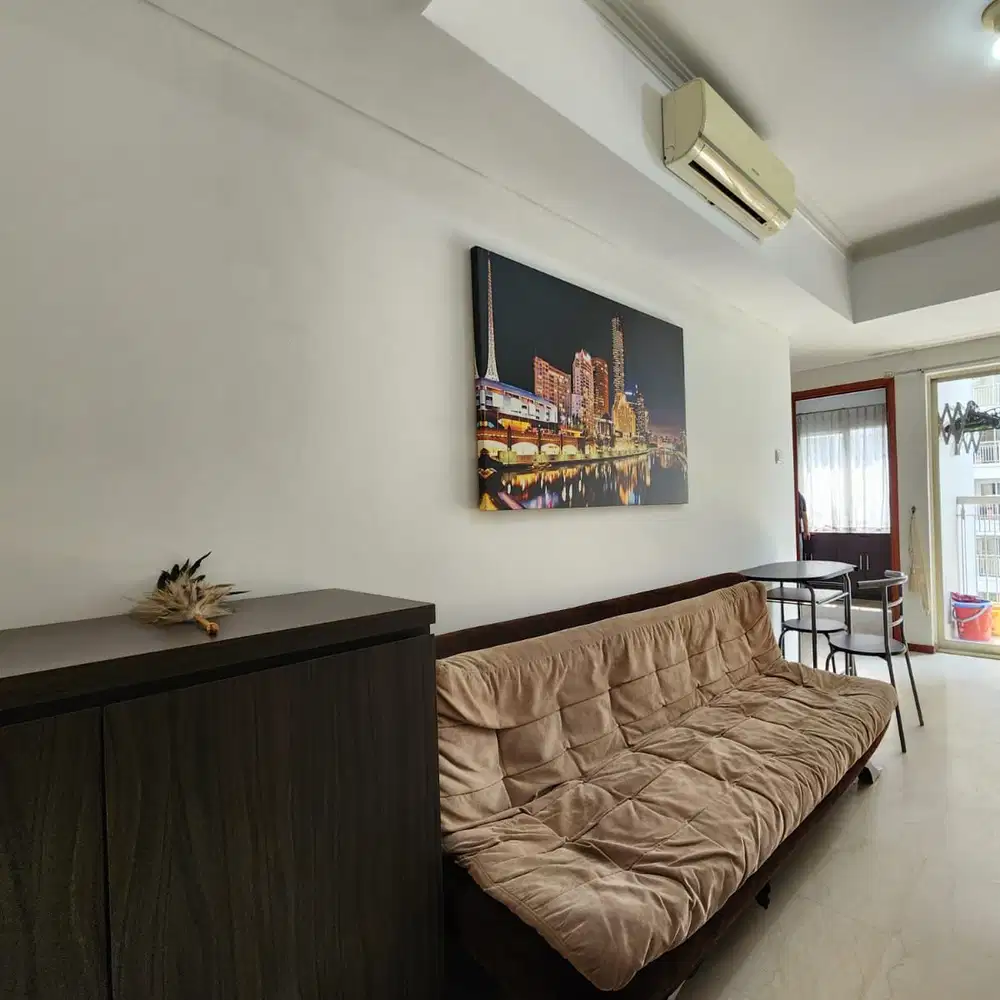 Disewakan tipe 2br renov 1br apt royal mediterania garden residence