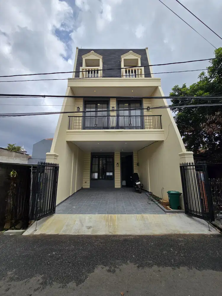 Dijual Rumah Baru Non Cluster Dengan Rooftop View Bagus Di Cipinang