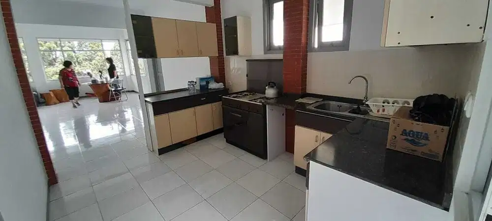 Rumah Bagus Bernuansa Vila Di Cigadung Bandung