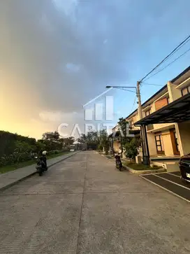 Turun Harga Butuh Terjual Rumah 2 Lantai Taman Kopo Indah V Sherwood