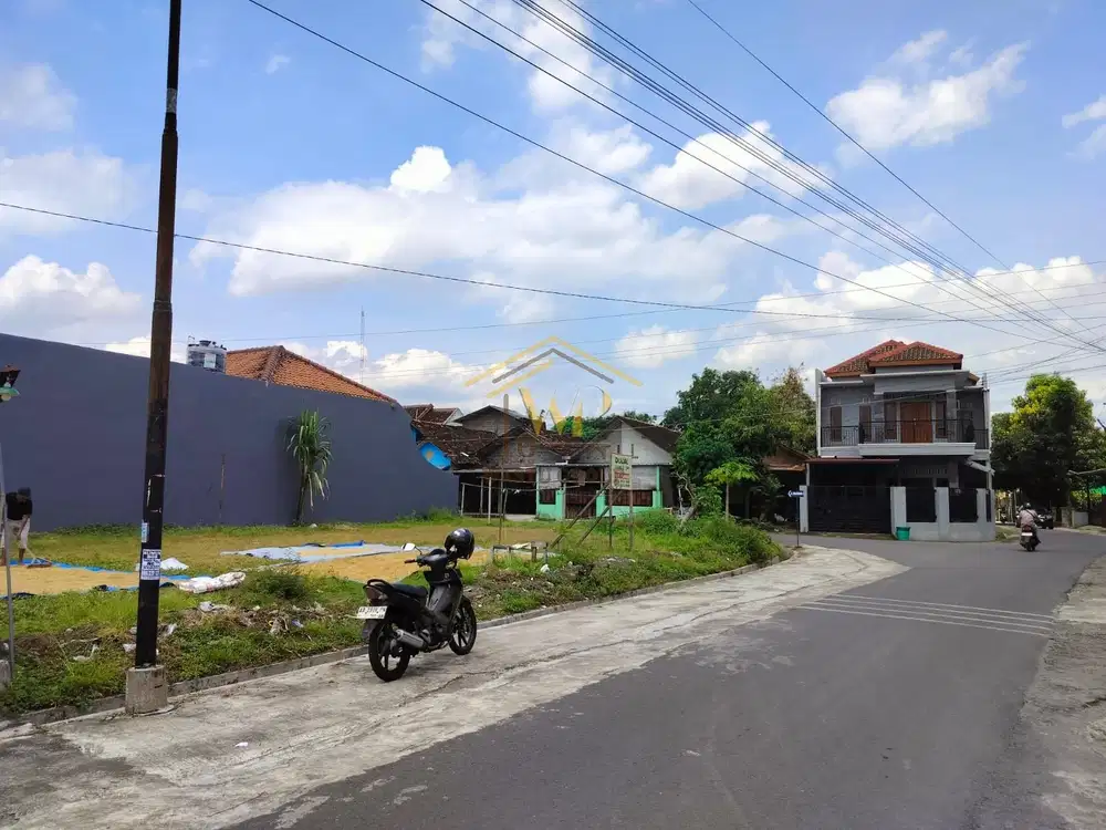 DIJUAL TANAH LUAS DEKAT RINGROAD UTARA DI MAGUWOHARJO