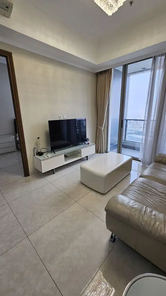 Di sewakan Apartemen Taman Anggrek Residences