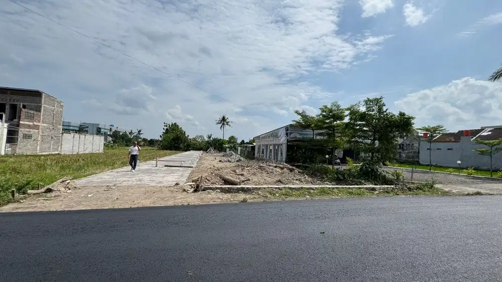 Tanah Area Banyuraden Deket UMY dan  Tugu Jogja