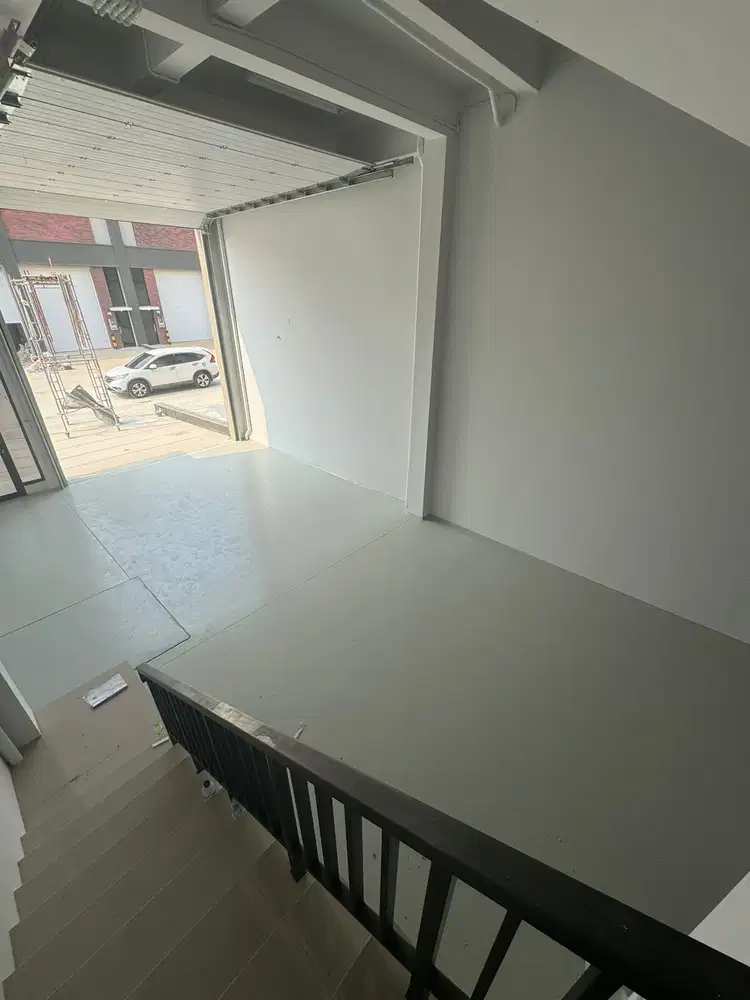 Disewakan Gudang Bizpark Pik 2 Ukuran 6x20 Multiguna