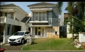 RUMAH DI JUAL DI LEGENDA WISATA CIBUBUR