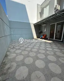 DIJUAL VILLA JALAN ISMAIL HARUN KOMPLEK CITRALAND GAMA CITY