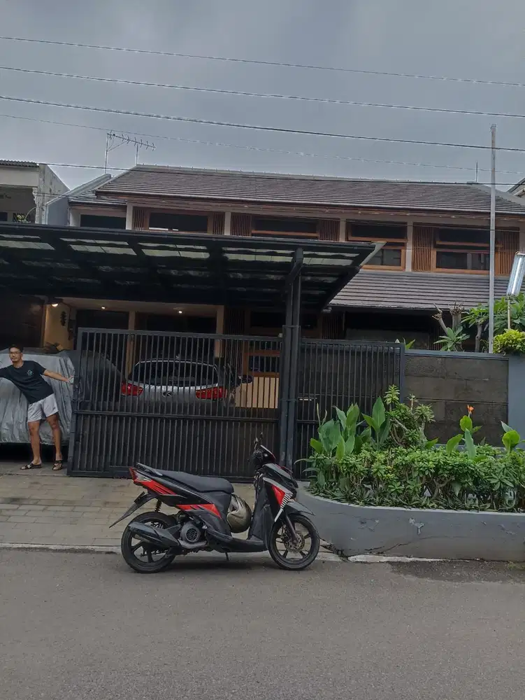 Rumah Nyaman Dan Asri Di Pulomas