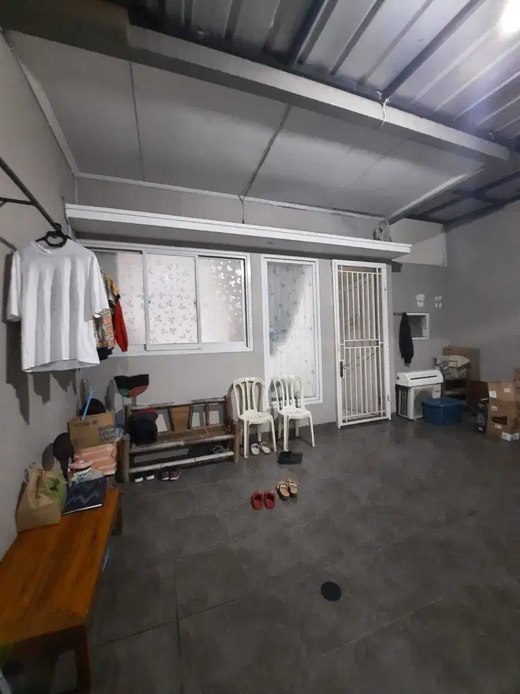 Dijual cepat rumah siap huni 2 lt di Villa Melati Mas, Serpong
