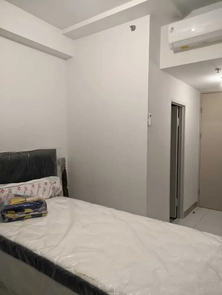 Disewakan Apartemen Tokyo Riverside Pik2 Tipe Studio Semi Furnish 18jt