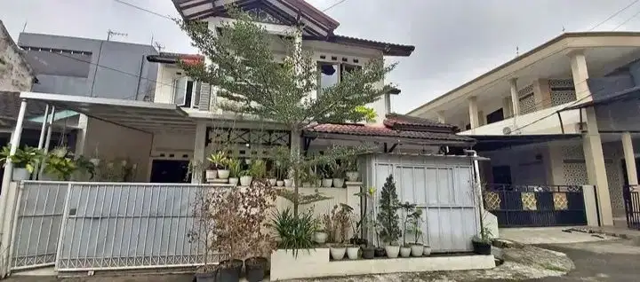 Rumah di Margahayu belakang MIM Jupiter Rancabolang Buah Batu