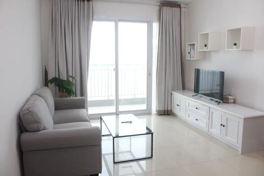 Condominium Greenbay Lantai Rendah 2BR Full Furnish