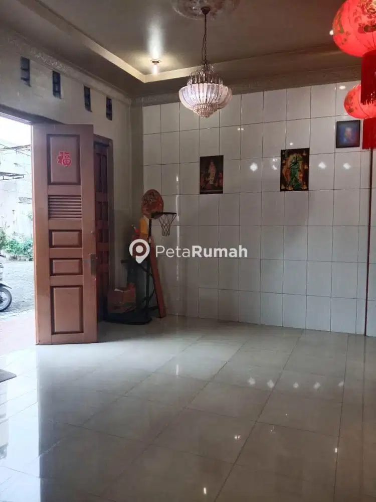 DIJUAL VILLA JALAN LUBUK KUDA KOMPLEK LUBUK KUDA (MING MING)