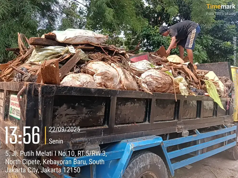Jasa angkut puing dan buang tanan