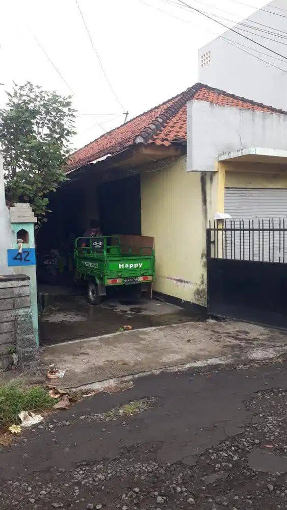 DIJUAL TANAH + BANGUNAN – JL. DRUPADI, RENON, DENPASAR BALI