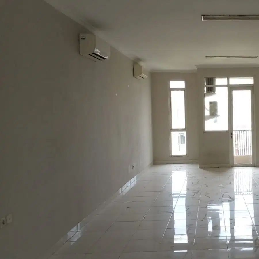 disewakan ruko graha boulevard summarecon serpong semifurnish