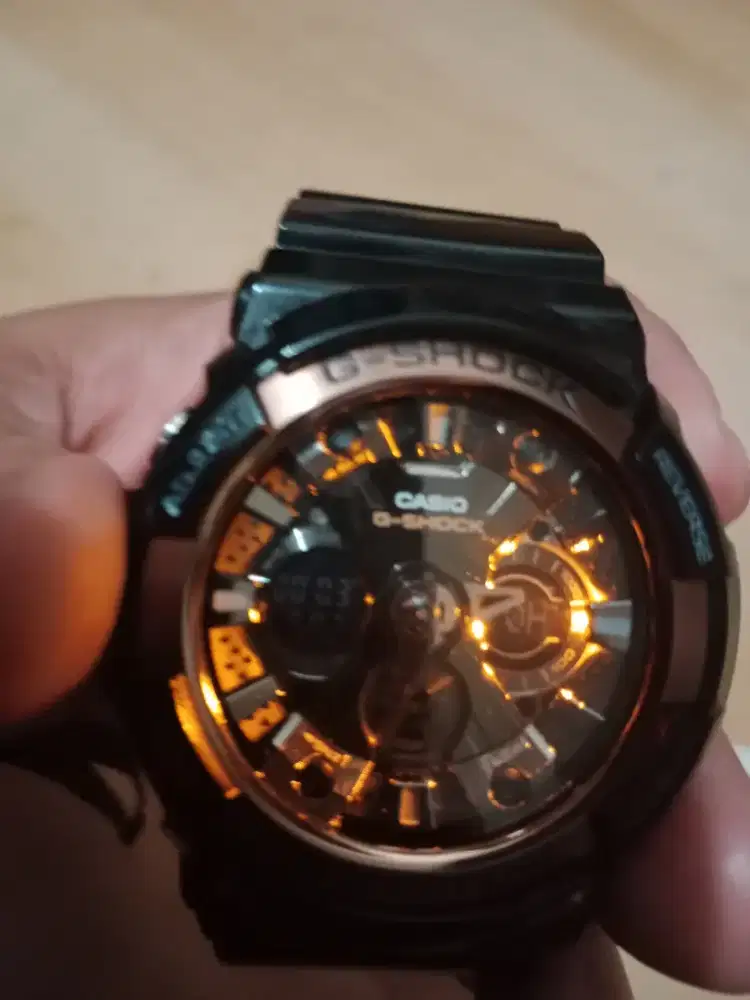 JAM TANGAN G -SHOCK GA-200-1ADR