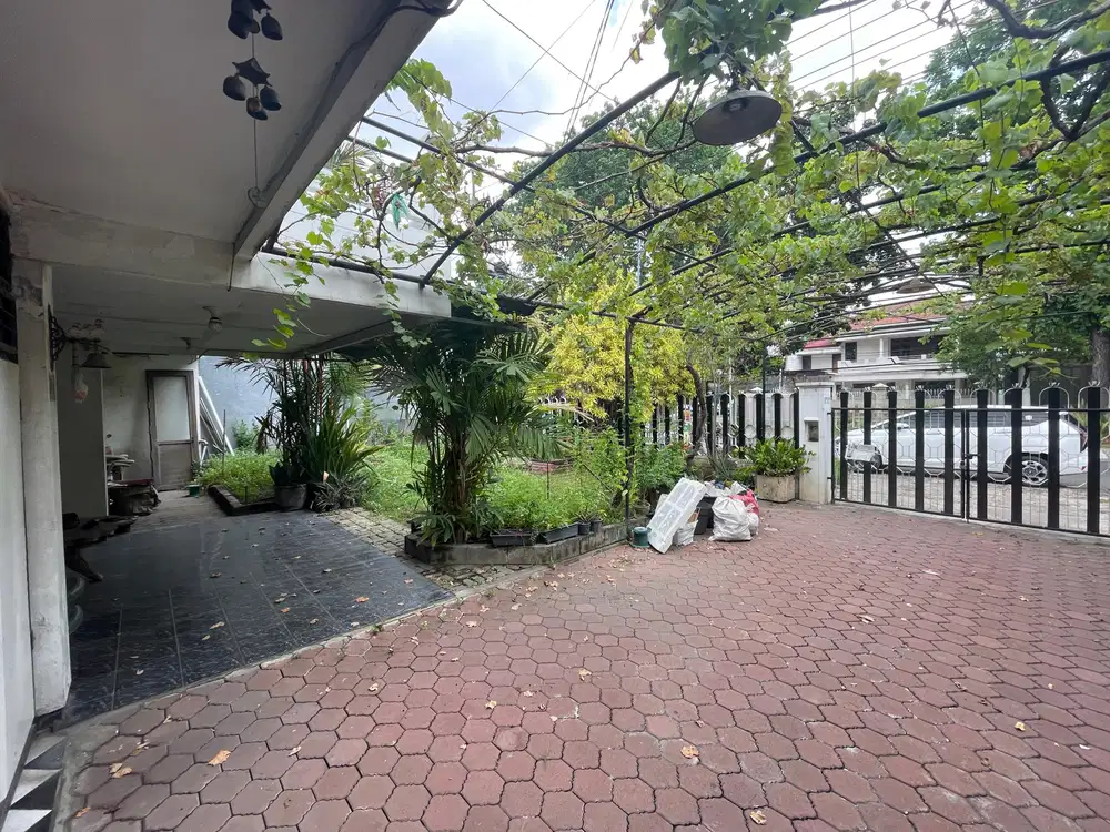 Lokasi Komersial Jalan Kembar Raya Tenggilis Mejoyo dekat Ubaya