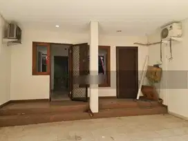 Rumah Dijual di Kopyor timur Kelapa Gading