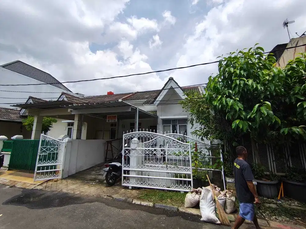 DIJUAL SEGERA RUMAH NUSA LOKA, BSD