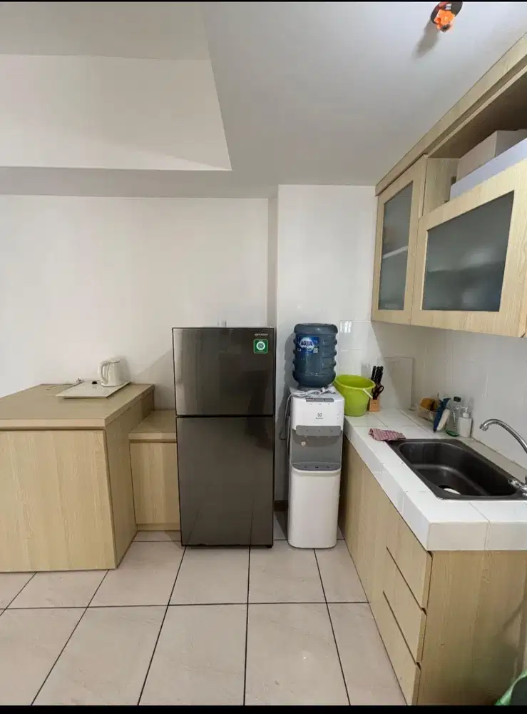 DISEWAKAN MURAH APARTEMEN MTOWN 3 BR - CORNER