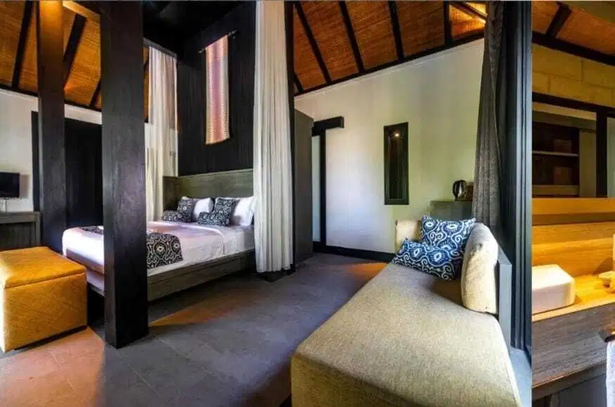 DIJUAL VILLA CANTIK SANGAT ASRI JUAL MURAH SIAP USAHA DI MELASTI BALI